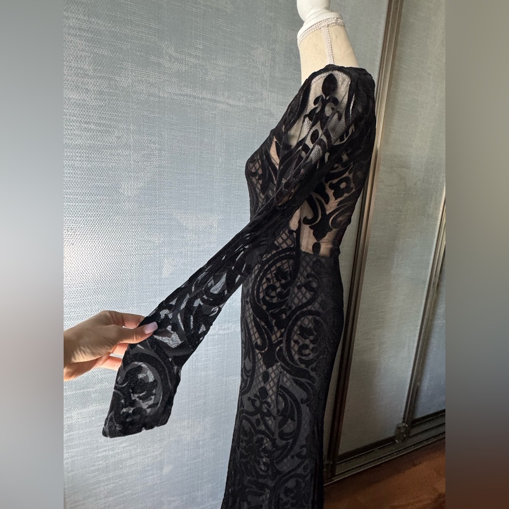 BCBGMaxAzria Black Long Selma Velvet burnout down Dress, BCBG, Long sleeves - Picture 5 of 11
